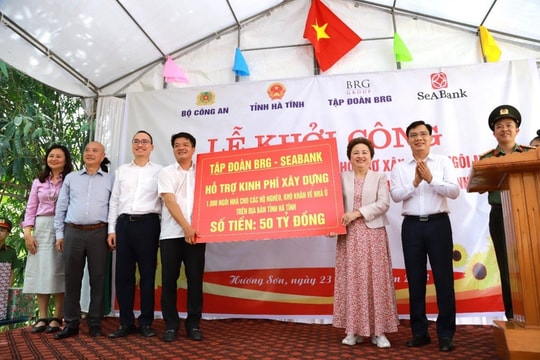 Madame Nguyễn Thị Nga và BRG Group được tặng Bằng khen của Thủ tướng