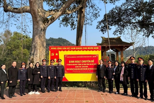 TAND khu vực 1 - Lạng Sơn tổ chức sinh hoạt chuyên đề tại địa chỉ đỏ Đình Háng Pài