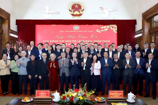 Tòa án nhân dân tối cao gặp mặt, chúc Tết các đồng chí nguyên lãnh đạo qua các thời kỳ