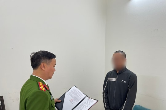 Bị tạm giam vì cố ý gây thương tích đồng nghiệp tại lán trại