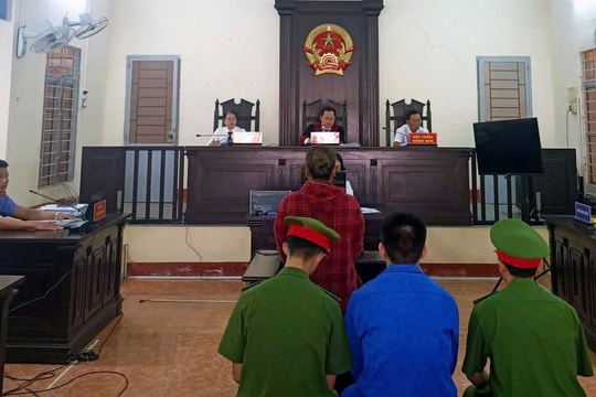 TAND khu vực 3 – Cà Mau mở phiên tòa rút kinh nghiệm vụ án ma túy