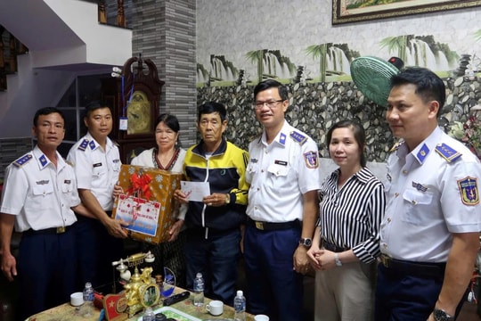 Thắm tình quân dân nơi Đặc khu Phú Quý