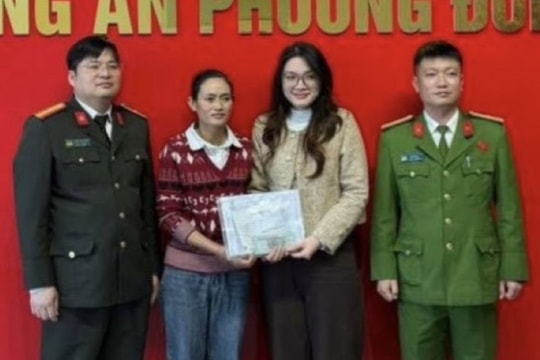 Trả lại tài sản hơn 1,4 tỷ đồng sau khi nhặt được trên đường