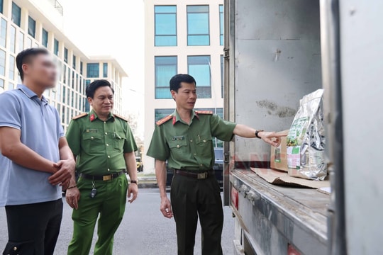 Bóc gỡ đường dây làm giả phân bón, tang vật hơn 1,8 tỷ đồng