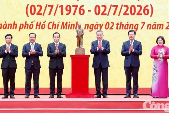 Toàn cảnh Lễ kỷ niệm 50 năm Thành phố Sài Gòn - Gia Định mang tên Bác