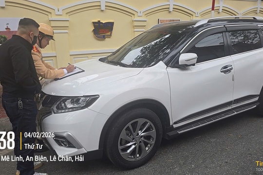 Tăng cường xử lý vi phạm dừng đỗ xe, bảo đảm giao thông dịp Tết