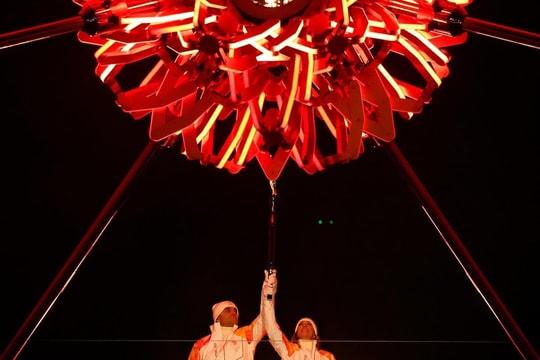 Milano-Cortina 2026 mở màn với kỷ lục bán vé