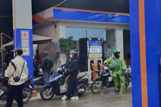Giá xăng dầu ngày hôm nay (9/2): Nguy cơ gián đoạn nguồn cung, dầu xu hướng tăng giá