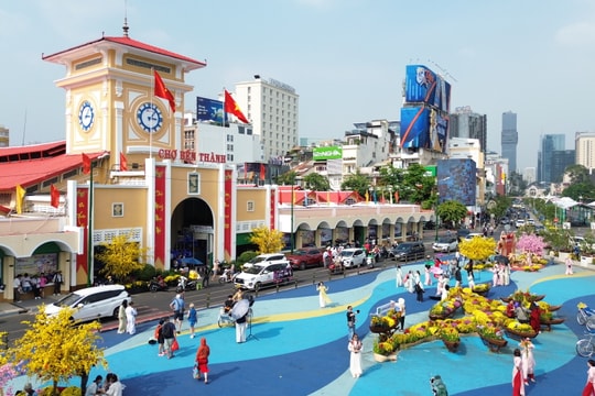 Diện mạo "siêu đô thị" TP.HCM bừng sáng với loạt dự án chỉnh trang