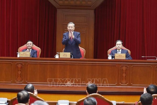 Tổng Bí thư gặp mặt thành viên các Tiểu ban chuẩn bị Đại hội XIV của Đảng