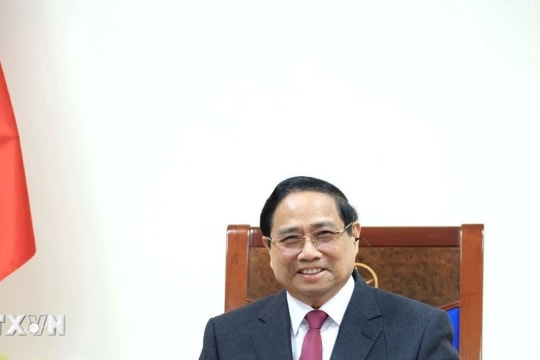 Thủ tướng Chính phủ Phạm Minh Chính điện đàm với Thủ tướng Singapore