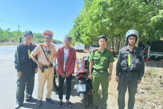 Bắt nhiều vụ vận chuyển pháo hoa không rõ nguồn gốc