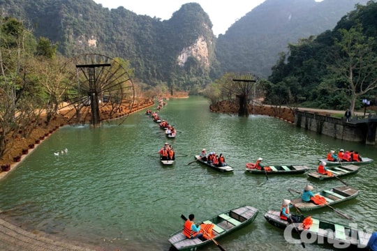 Ninh Bình đảm bảo an ninh, an toàn hoạt động du lịch dịp Tết Nguyên đán