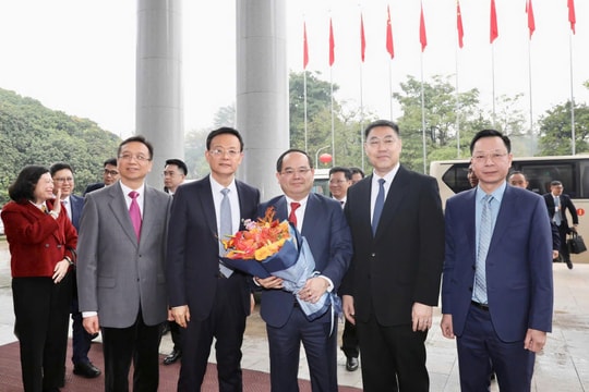 Đoàn đại biểu tỉnh Quảng Ninh công tác tại Quảng Tây (Trung Quốc)