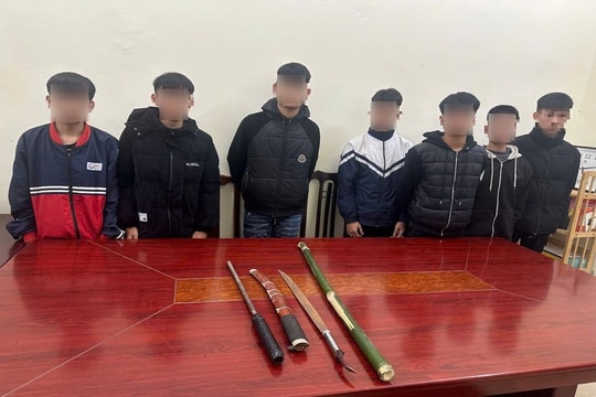 Ngăn chặn nhóm thanh thiếu niên mang hung khí giải quyết mâu thuẫn