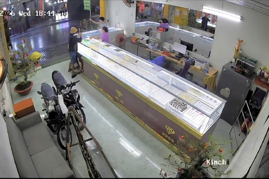 Khống chế nghi phạm cướp tiệm vàng sau chưa đầy 5 giờ gây án