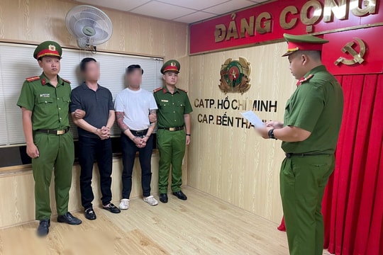 Bắt khẩn cấp 2 đối tượng gây rối trật tự công cộng tại trung tâm TP.HCM