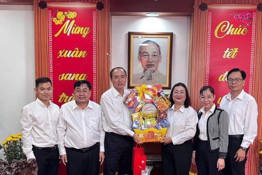 TAND khu vực 13 – An Giang thăm, chúc Tết nguyên lãnh đạo và các đơn vị phối hợp