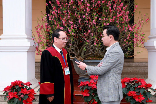 Giữ bình yên mùa xuân từ những phiên tòa