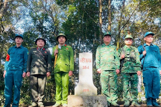 Vùng biên Bát Mọt vào Xuân