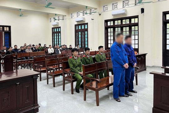 Cả kẻ bán, người mua cùng dắt nhau vào tù vì… pháo nổ