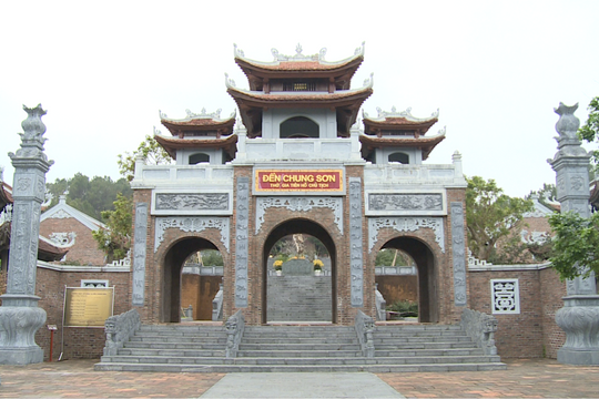 Mùa xuân nhớ Bác
