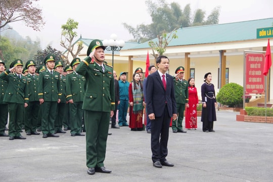 Lãnh đạo tỉnh Cao Bằng chúc Tết các đơn vị biên giới