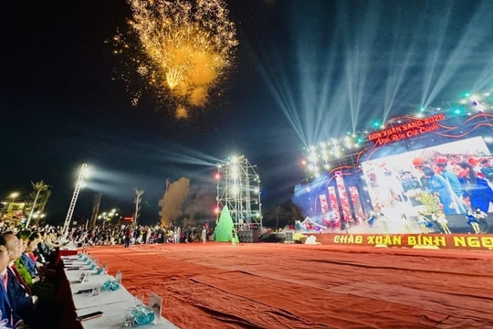 Xuân về trên đất mỏ, 19 điểm pháo hoa mở màn năm tăng tốc