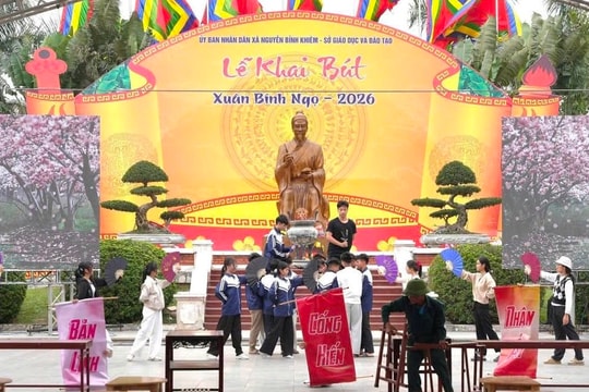 Khu di tích đền thờ Trạng Trình Nguyễn Bỉnh Khiêm - Điểm du lịch hút khách