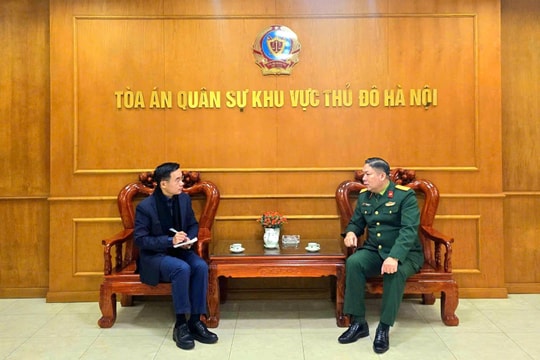 Đón Xuân với niềm tự hào Cờ thi đua Tòa án nhân dân