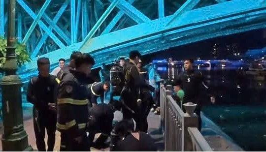 Tìm thấy 2 thi thể bị đuối nước trên kênh Tàu Hủ
