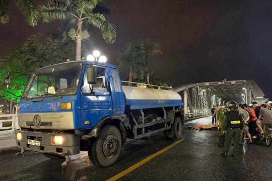 Tai nạn nghiêm trọng trên cầu Trường Tiền