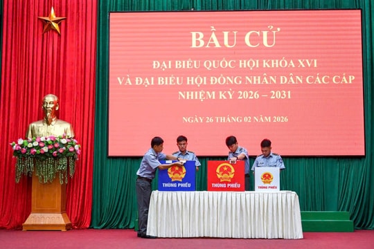 Lá phiếu từ biển xa: Bảo đảm quyền bầu cử cho lực lượng làm nhiệm vụ trên biển