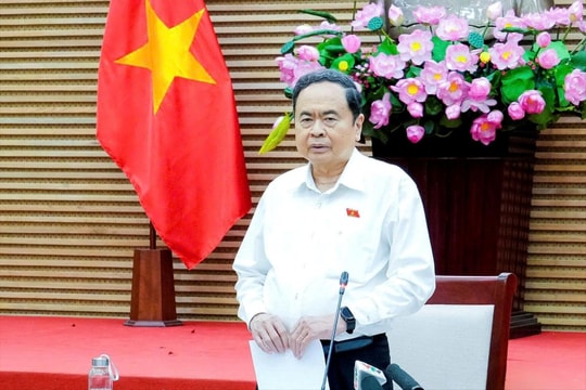 Chủ tịch Quốc hội Trần Thanh Mẫn làm việc với Ủy ban Bầu cử tỉnh Nghệ An
