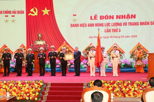 Tổng Bí thư Tô Lâm trao danh hiệu Anh hùng LLVTND lần 3 cho Hải quân Việt Nam