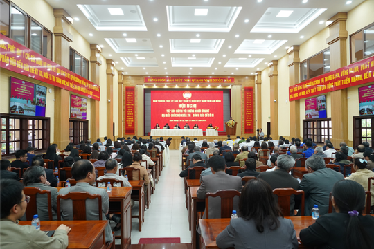Ứng cử viên đại biểu Quốc hội tiếp xúc cử tri tại phường Xuân Hương - Đà Lạt
