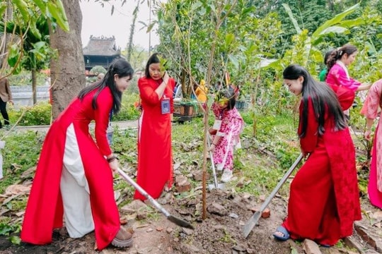 600 đại biểu trồng cây tại “Vườn cây ơn Bác”