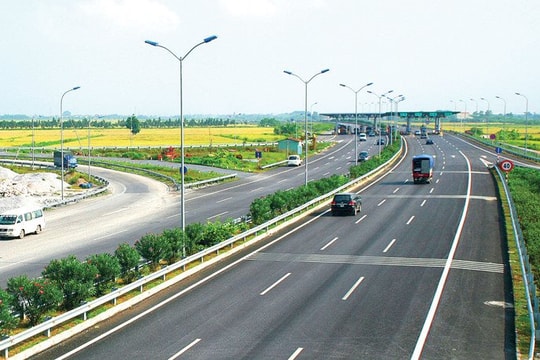 Khẩn trương hoàn thiện Nghị định xử lý vướng mắc các dự án BOT giao thông