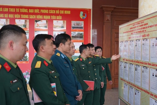 Chánh án Tòa án nhân dân tối cao tiếp xúc cử tri tại Học viện Lục quân