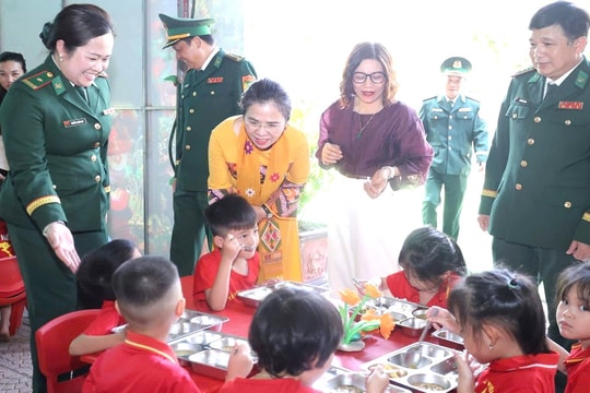Từ gian bếp nhỏ đến nghĩa tình biên cương