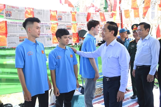 Cà Mau: Phó Bí thư Tỉnh ủy  kiểm tra công tác chuẩn bị lễ giao, nhận quân năm 2026