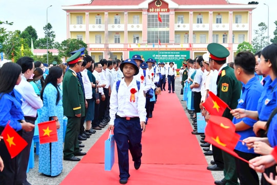 BTL Vùng Cảnh sát biển 4 tiếp nhận công dân nhập ngũ năm 2026