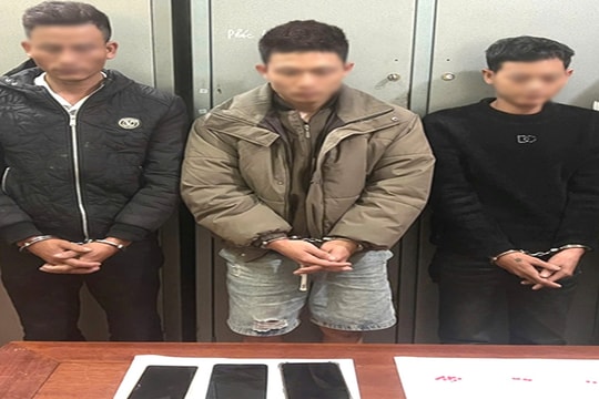 Bắt giữ 3 đối tượng liên quan đến ma túy