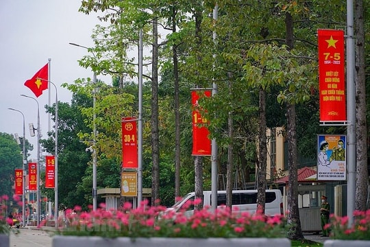 Bộ Nội vụ bác bỏ thông tin hoán đổi để nghỉ lễ kéo dài 9 ngày