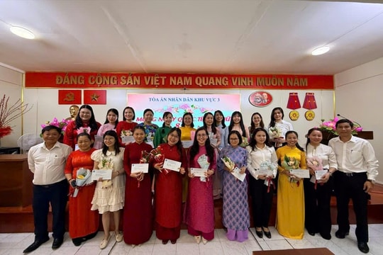 TAND khu vực 3 - TP.HCM gặp mặt, chúc mừng ngày Quốc tế Phụ nữ 8/3