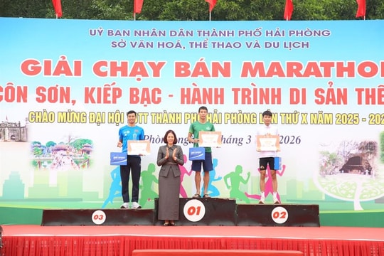 Gần 1.000 vận động viên tranh tài bán marathon Côn Sơn - Kiếp Bạc