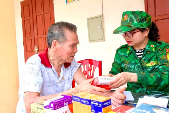 Phụ nữ - Sức mạnh từ yêu thương