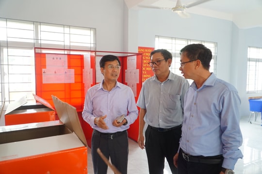 Lãnh đạo tỉnh Lâm Đồng kiểm tra công tác chuẩn bị bầu cử