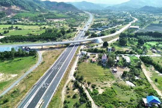 Khánh Hòa bảo đảm mặt bằng cho đường sắt tốc độ cao Bắc - Nam