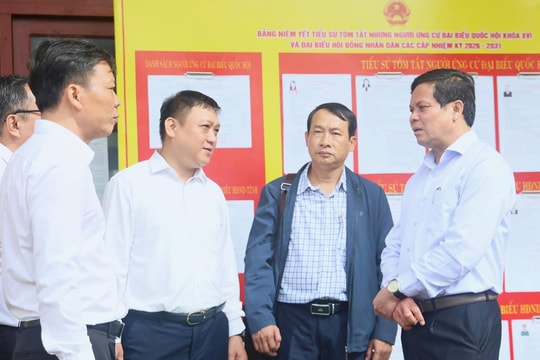 Ngư dân đặc khu Lý Sơn sắp xếp chuyến biển, hướng về ngày hội lớn